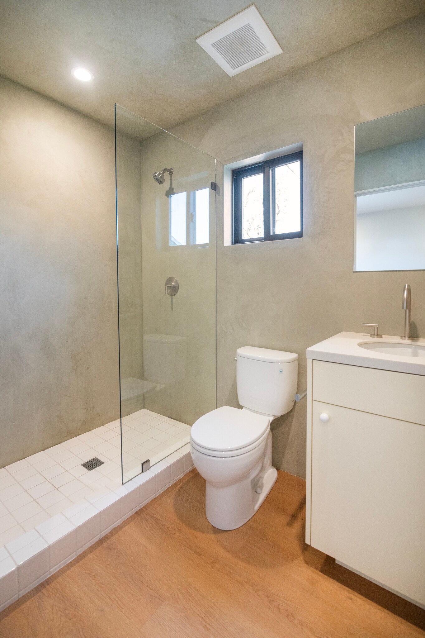 Building Photo - 4541 1/2 Melbourne Ave