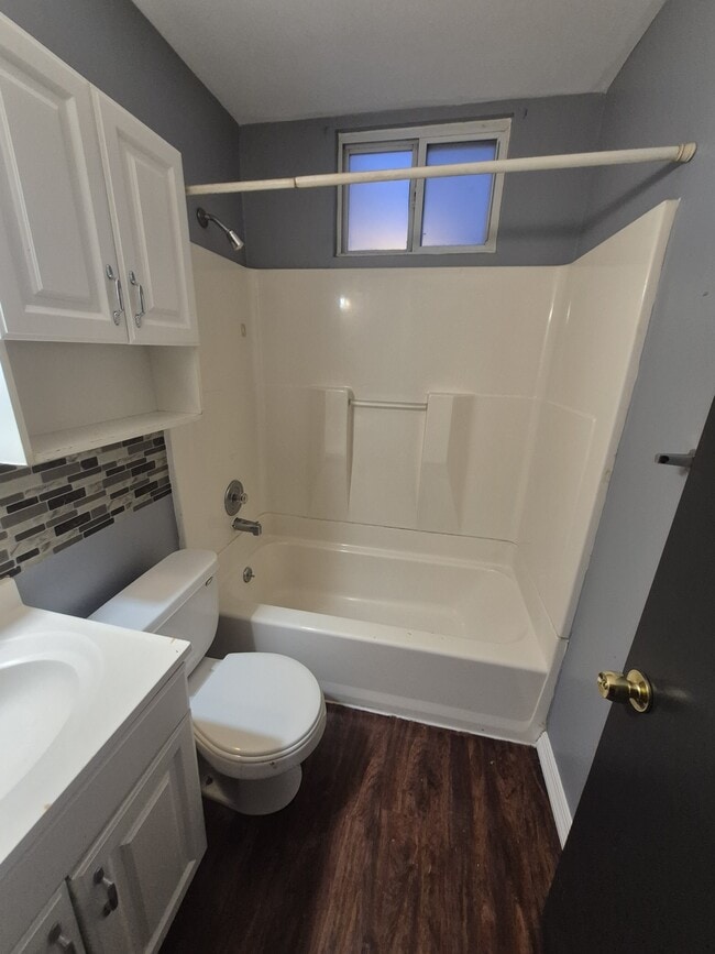 Building Photo - 1539 Comet Dr