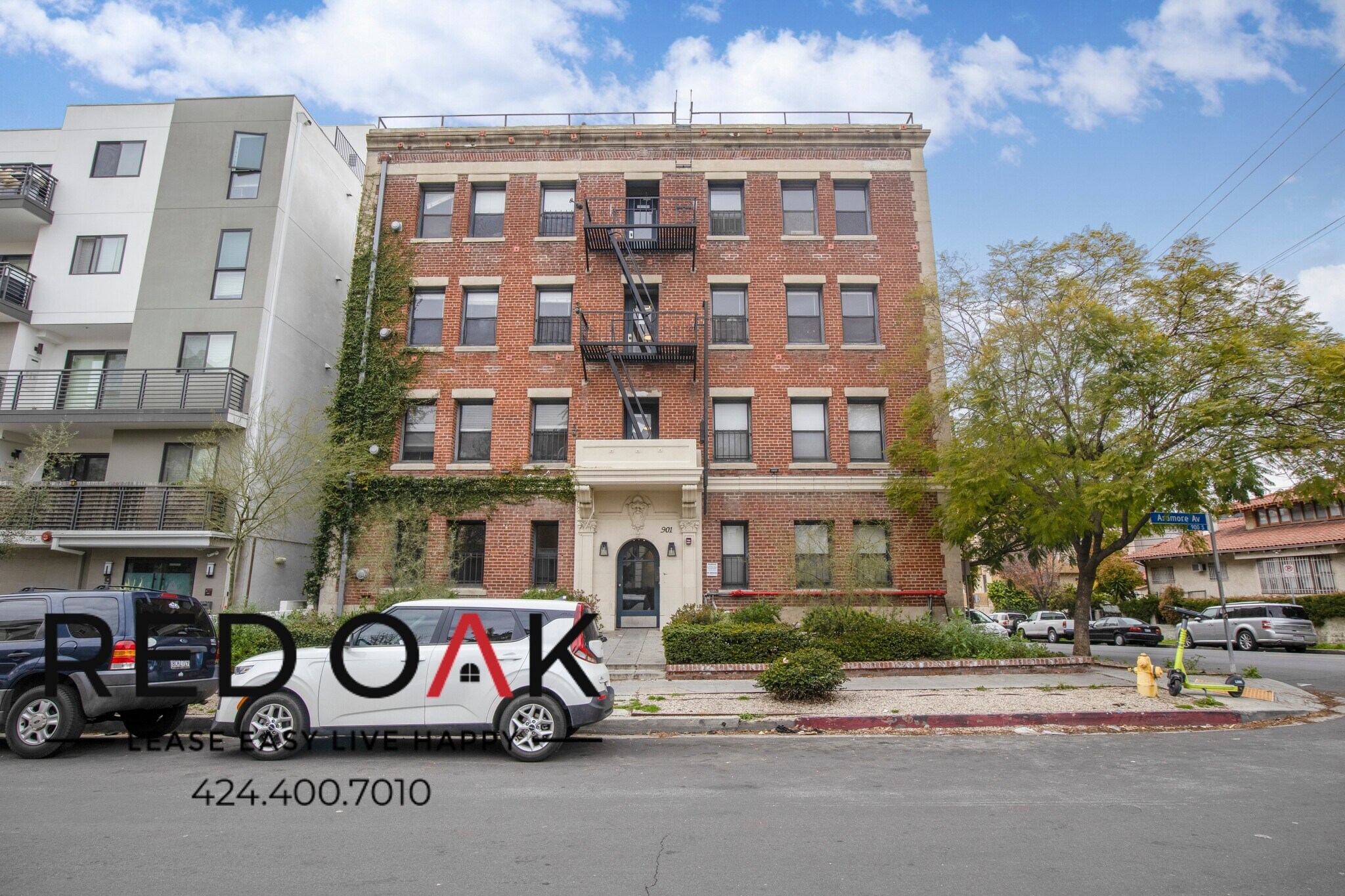 Building Photo - 901 S Ardmore Ave