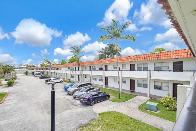 Building Photo - 400 NW 65th Ave