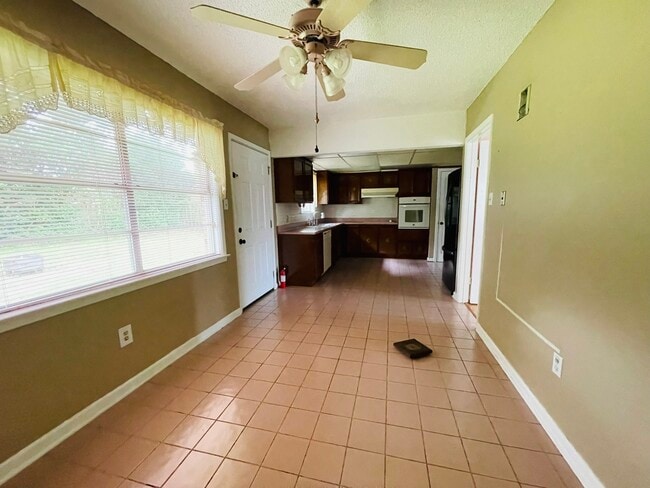 Building Photo - 441 Bellemeade Blvd