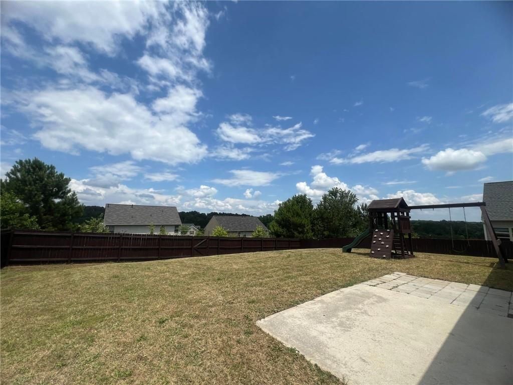 Building Photo - 1053 Sutherland Dr