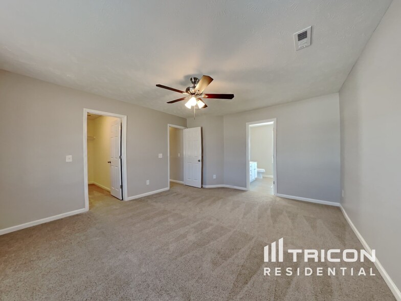 Building Photo - 755 Botanical Ct