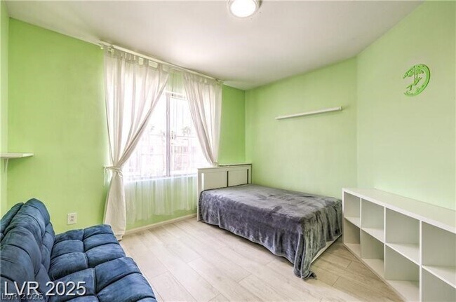 Building Photo - 7167 S Durango Dr