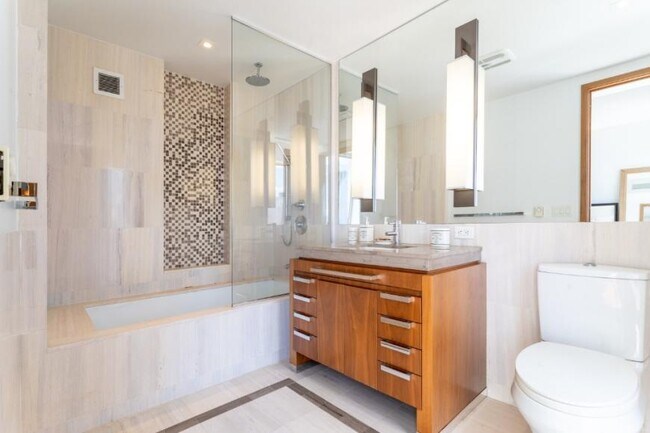 Building Photo - 1 bedroom in New York NY 10018