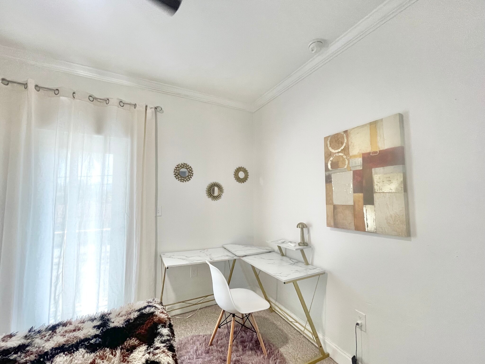 Building Photo - 1102 NW 26th St