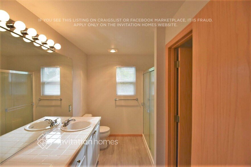 Building Photo - 5130 Perry Dr SE