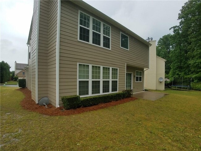 Building Photo - 603 Friars Head Ct NE
