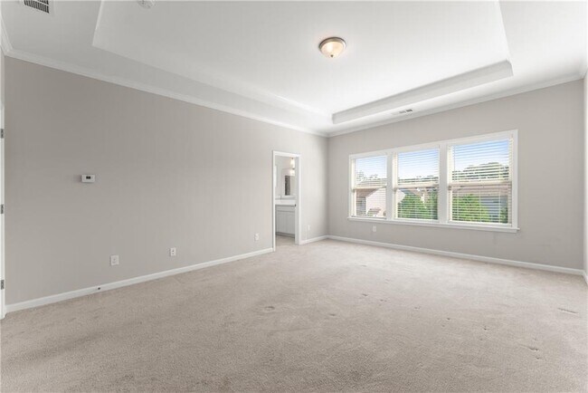 Building Photo - 156 Round Pond Dr