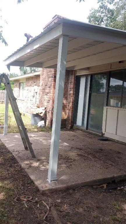 Building Photo - 8002 Knightwood Forest Dr
