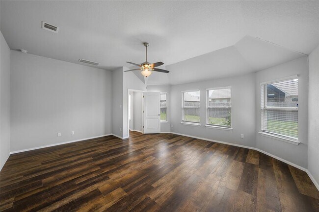 Building Photo - 5301 Anaheim Ave