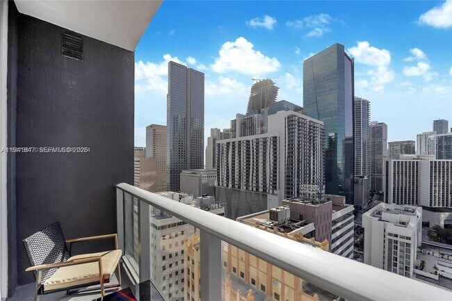 Building Photo - 151 SE 1st St