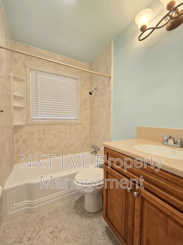 Building Photo - 69 E Mariana Ave