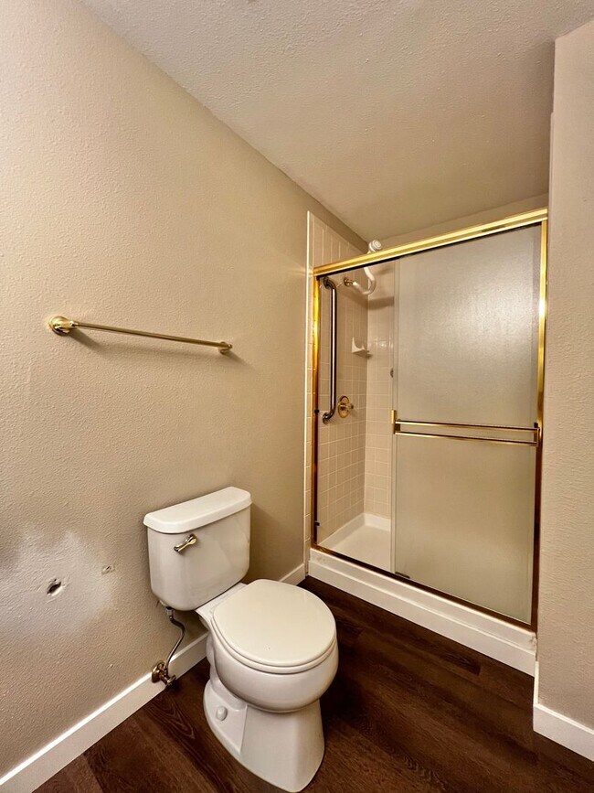 Building Photo - 2 bed 2 bath condo off Harmony in Fort Collins!