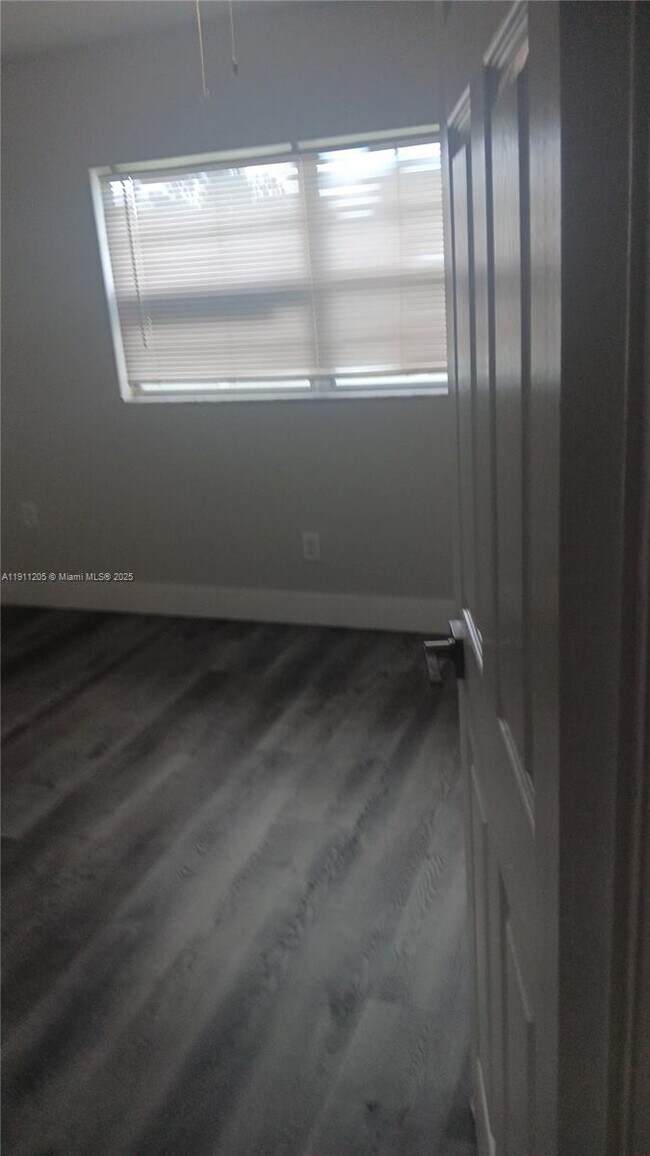 Building Photo - 4104 NW 88th Ave