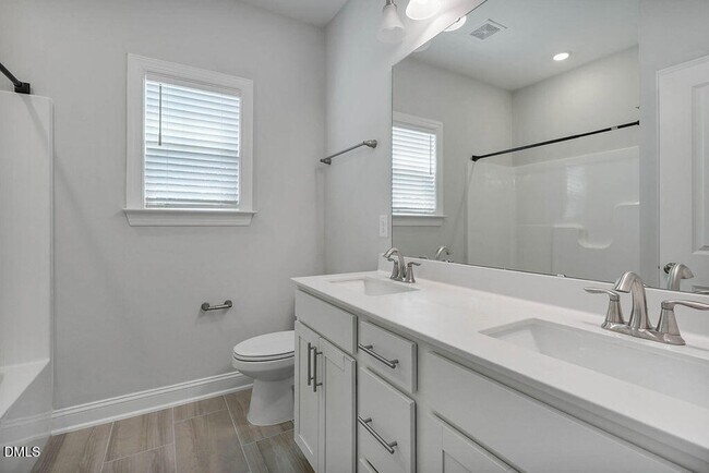 Building Photo - 1809 Delaney Hills Ln