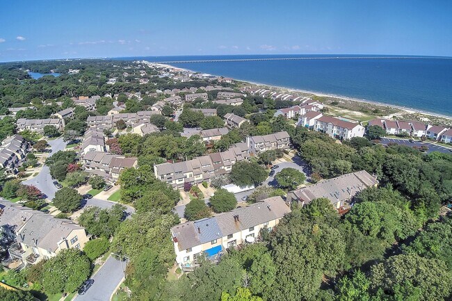 Building Photo - FOR RENT -  AEIRES ON THE BAY!