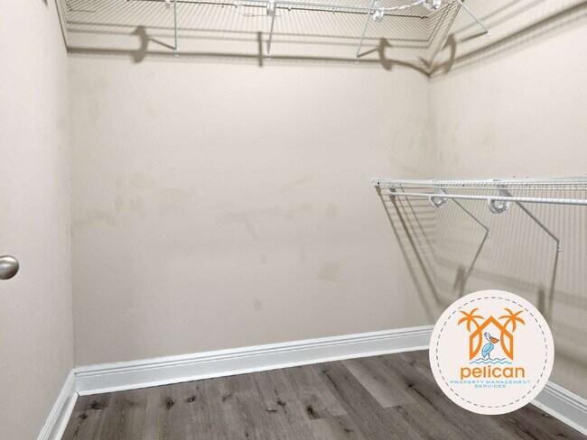 Building Photo - 12797 Island Spirit Dr