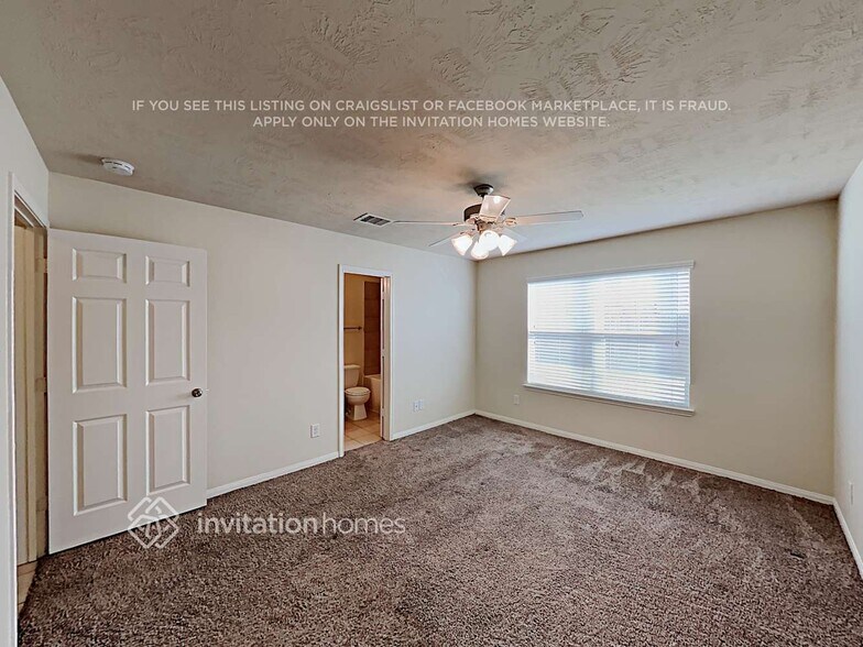 Building Photo - 19147 Canaras Ct