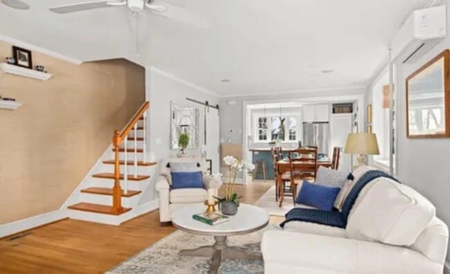 Building Photo - 444 St Davids Ave