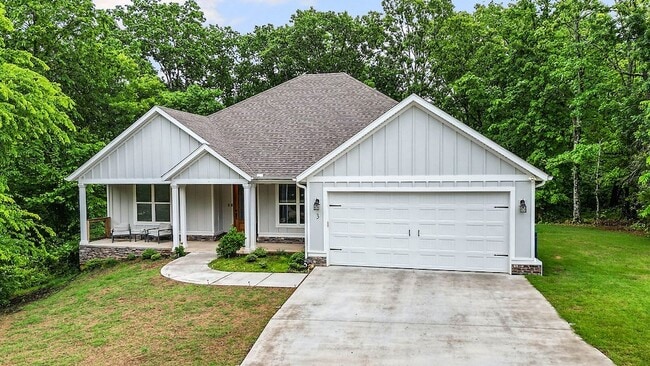 Building Photo - 3 Donington Cir