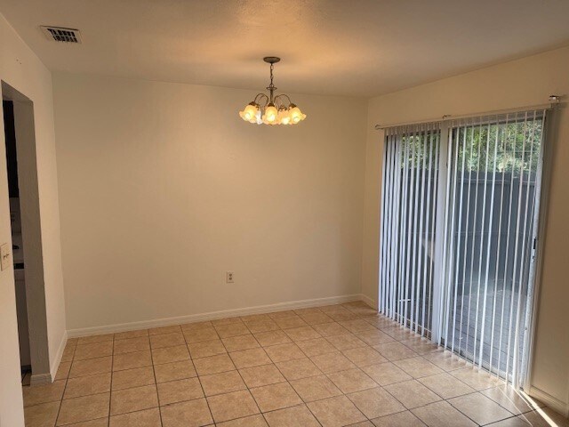 Dinning Area - 3961 SE 18th Ave