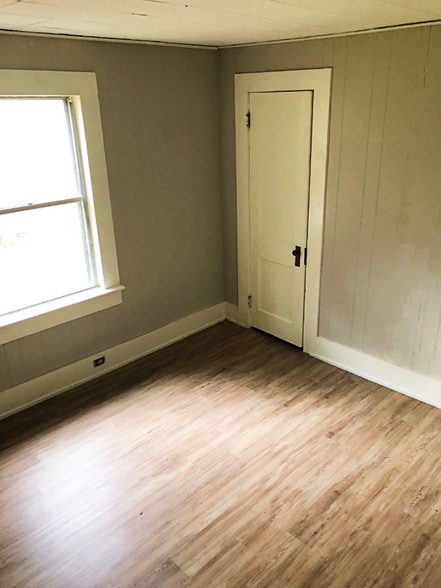 Building Photo - 5930 Warrior River Rd