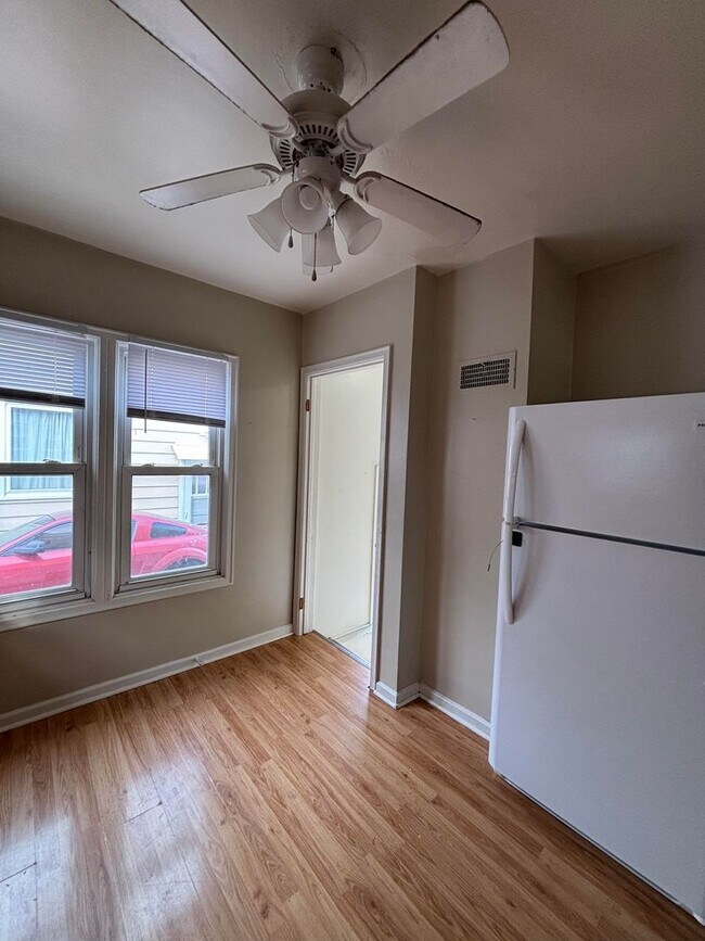 Building Photo - For Rent: 2 Bedroom Home with Bonus Room a...