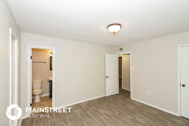 Building Photo - 5403 Clinchport Cir