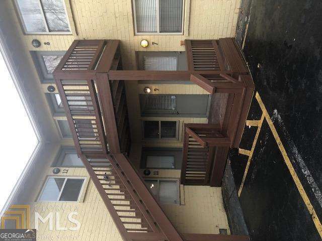 Building Photo - 561 Formwalt St SW