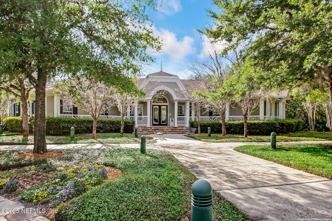 Building Photo - 1815 Green Springs Cir