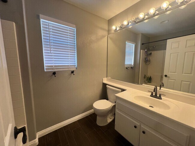 Building Photo - Welcome Home to Your Temecula Retreat!