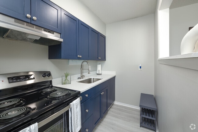 Studio - 500 SF - Ambassador Studios (Soho Towers)