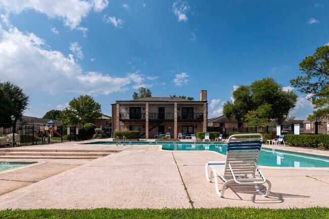 Building Photo - 8486 Ariel St