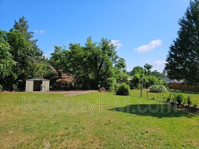 Building Photo - 3211 Alpine Rd