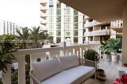 Building Photo - 1121 Crandon Blvd