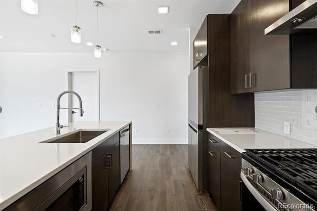 Building Photo - 1898 S Bannock St