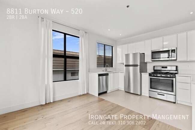Building Photo - 8811 Burton Way