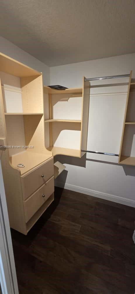 Building Photo - 509 E Sheridan St