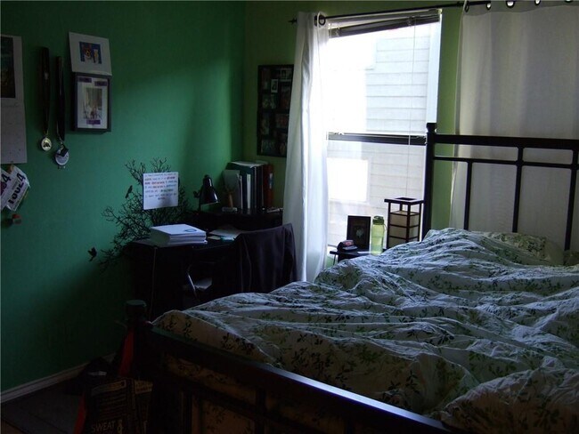 Building Photo - 2804 Rio Grande St