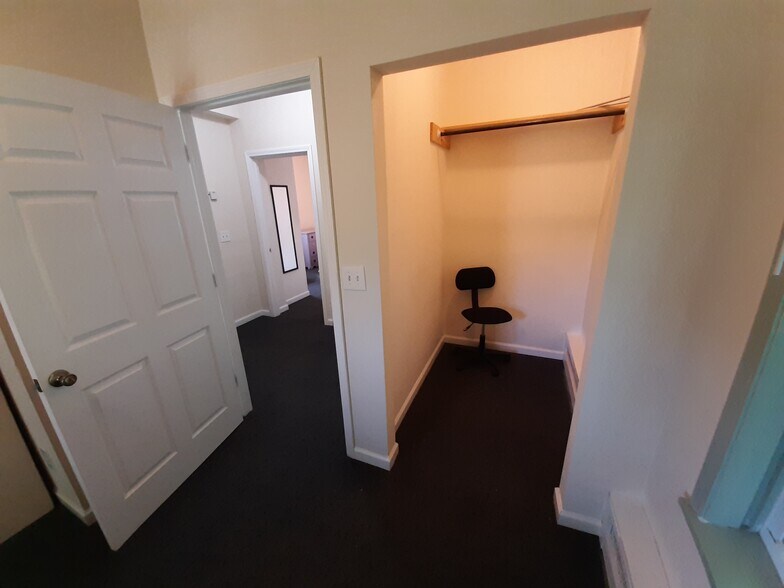 Building Photo - 416 Hudson St