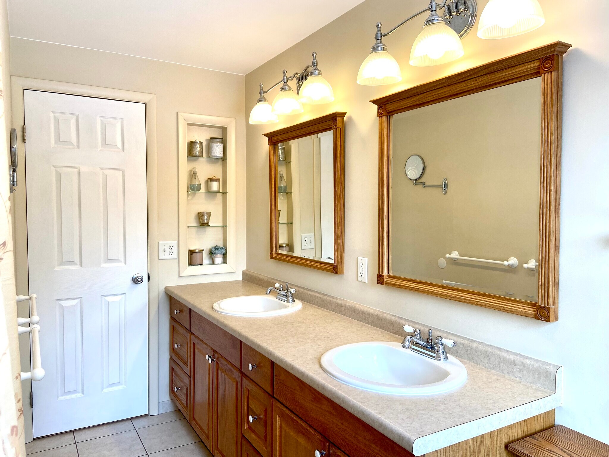 Building Photo - 8 Buchanan Rd