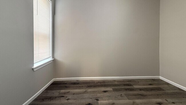 Building Photo - Charming 3BR/1.5BA Updated Home in Philadelphia