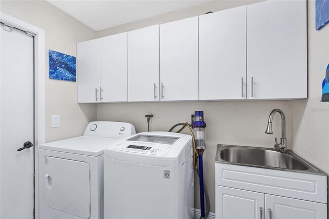 Building Photo - 1792 Wood Thrush Way