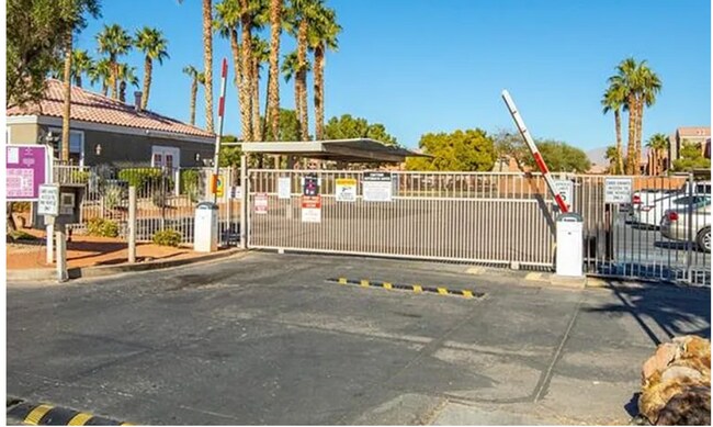 Building Photo - NE Near Nellis! Gated! Community Pool, Spa...