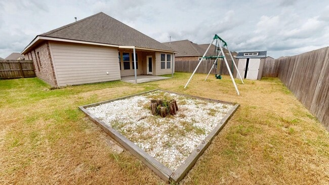 Building Photo - 3139 Crest Ln