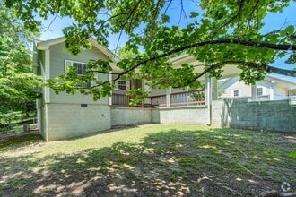 Building Photo - 328 Cain Rd