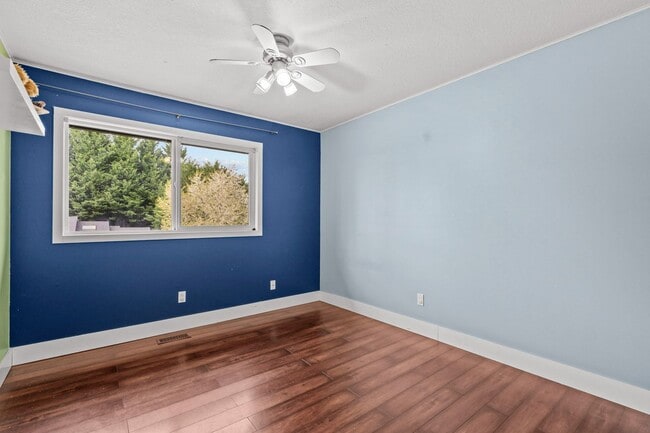 Building Photo - 7393 SW Bayberry Dr