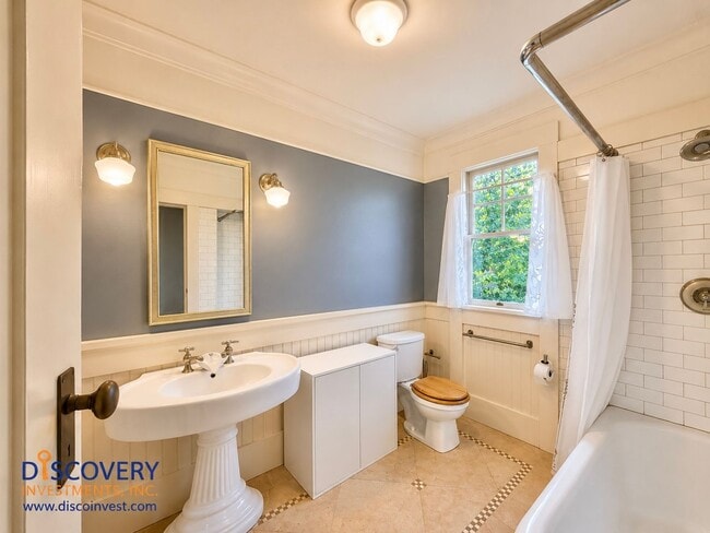 Building Photo - Exquisitely Remodeled Contemporary Piedmont Cottage with Timeless Charm and Premium Finishes