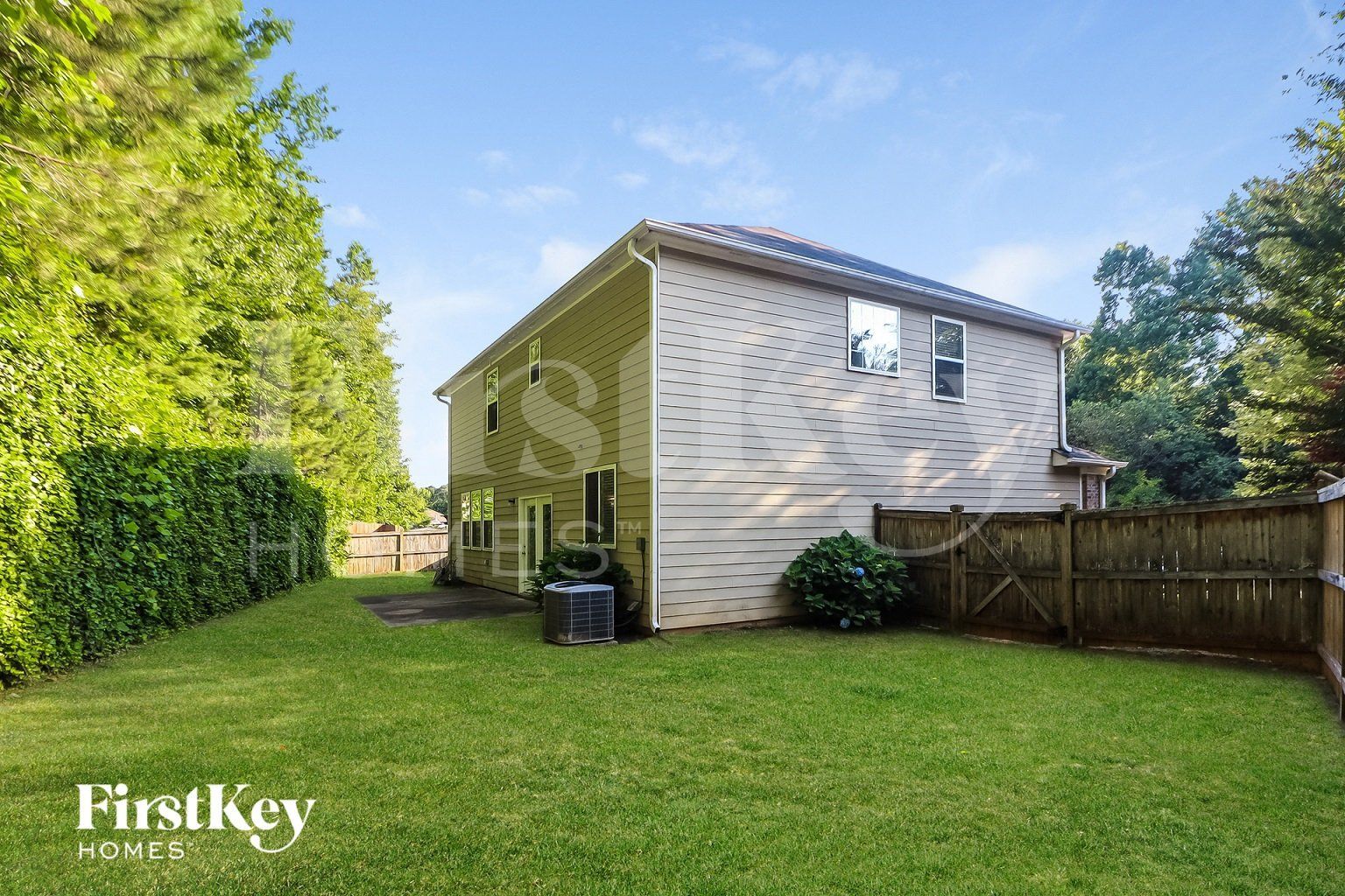 Building Photo - 422 Howell Crossing